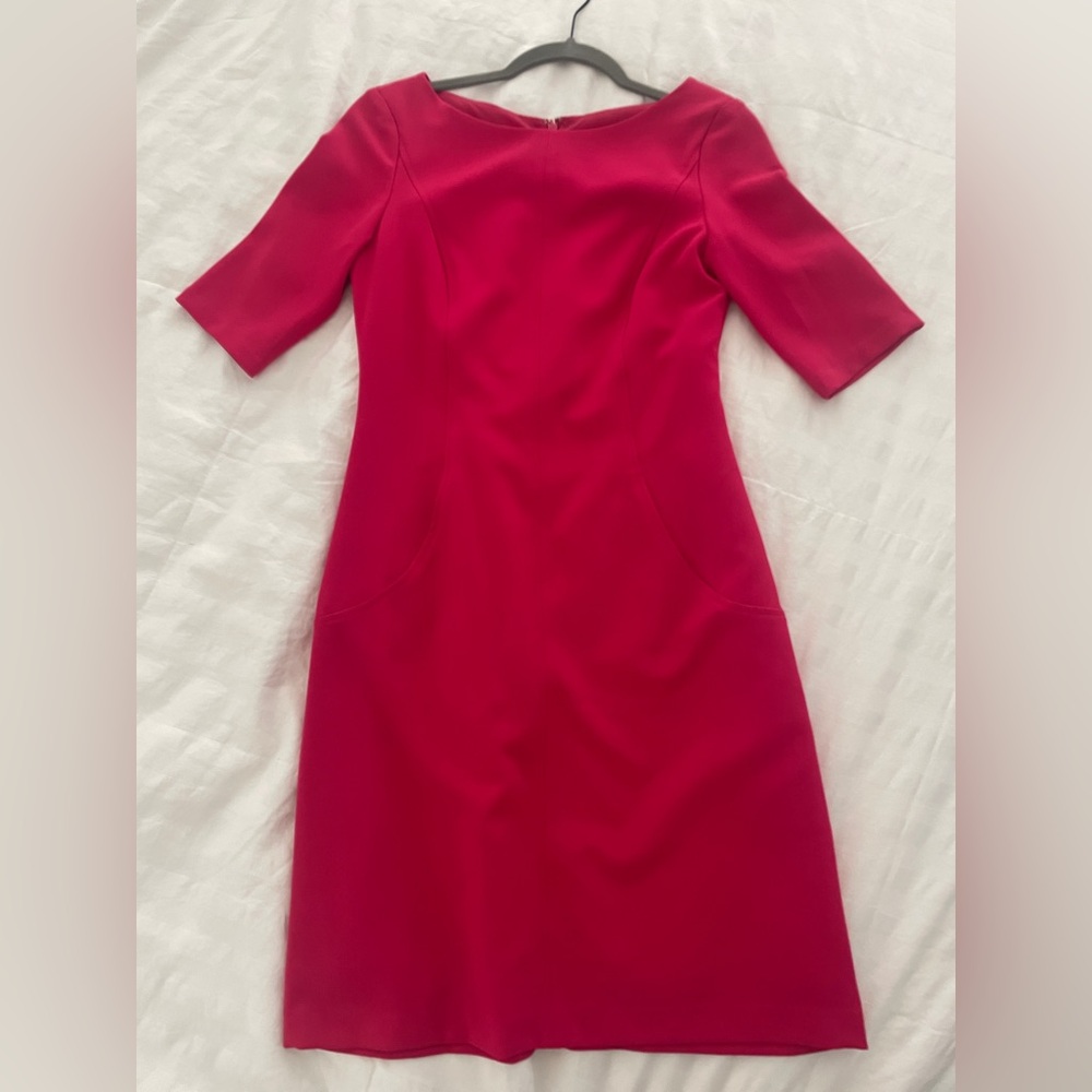 Elegant Eliza J, Magenta Pink dress, size 6 with pockets.